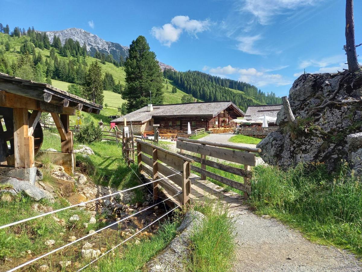 Urlaubsland Sonnfeld Flachau Exterior foto